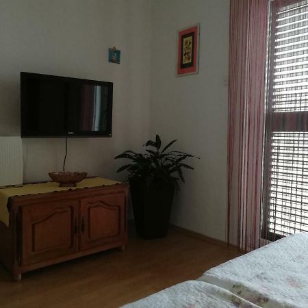 Apartmani Sabic A2 Plus1 Макарска Екстериор снимка
