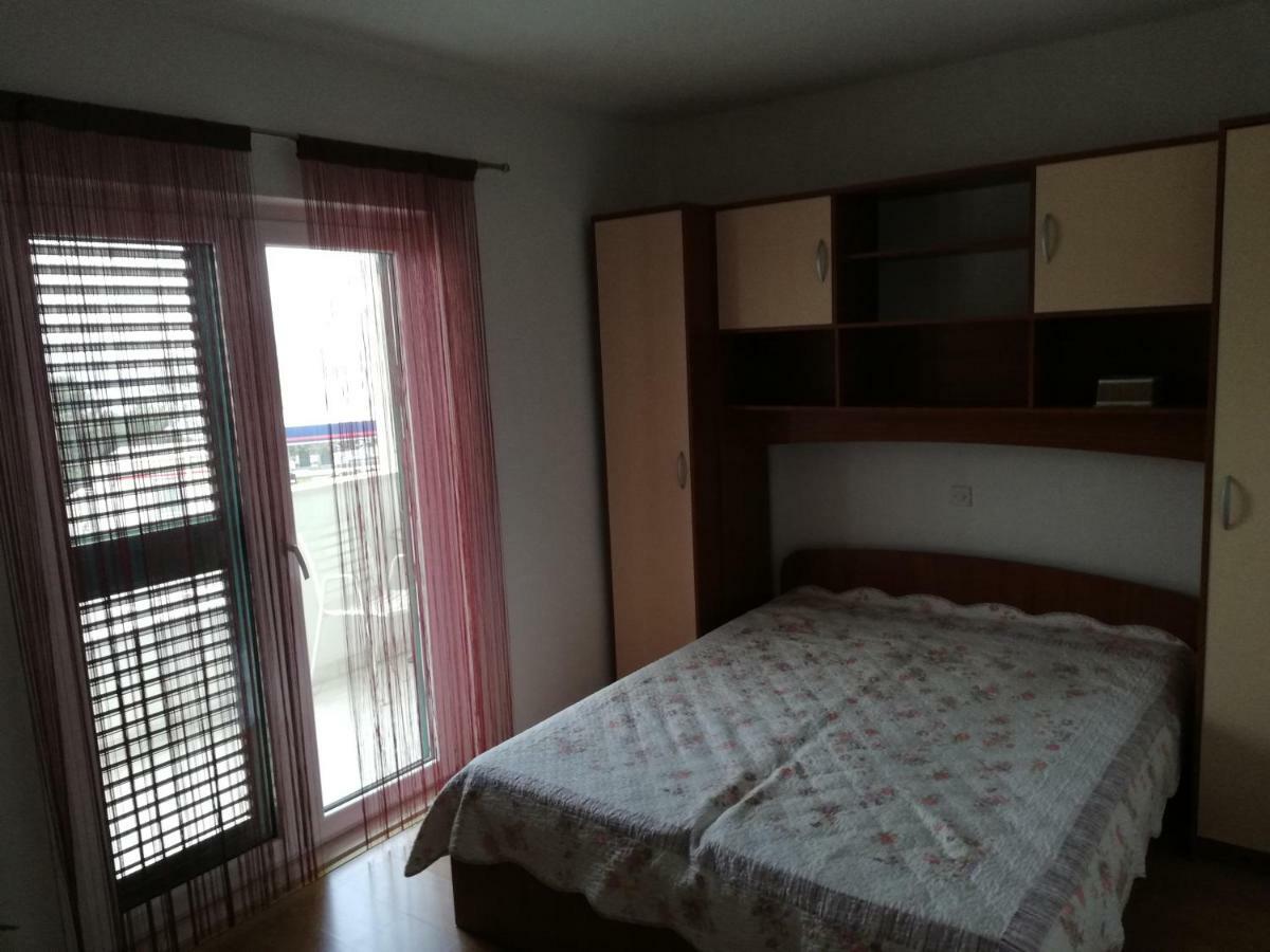 Apartmani Sabic A2 Plus1 Макарска Екстериор снимка